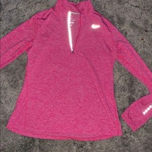 Nike top